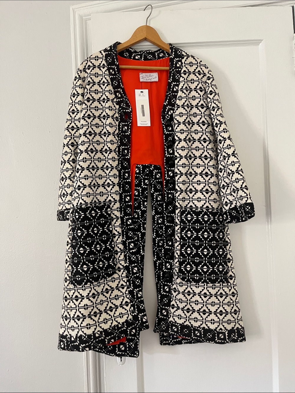 Black & White Patterned Coat with Bright Orange Lining Vintage 60s/70s